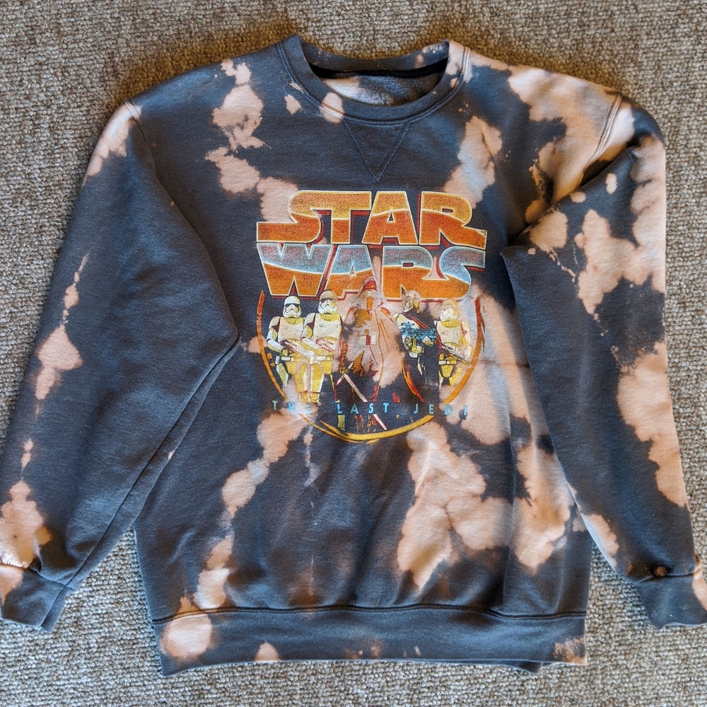 Star Wars reverse tie dye sweatshirt size large